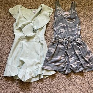 2 rompers